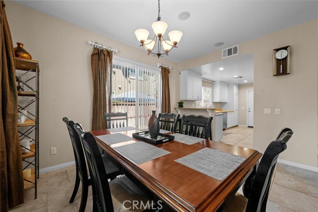 Detail Gallery Image 12 of 46 For 22528 Canal Cir, Grand Terrace,  CA 92313 - 3 Beds | 2/1 Baths