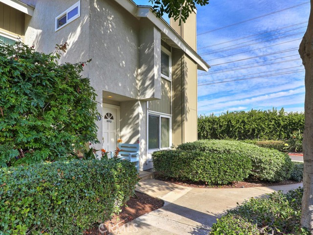 Image 3 for 10 Goldenbush, Irvine, CA 92604