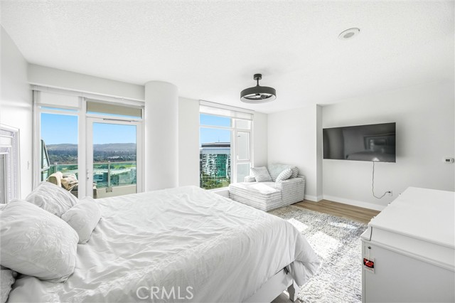 Detail Gallery Image 32 of 38 For 3131 Michelson Dr #1504,  Irvine,  CA 92612 - 3 Beds | 2/1 Baths