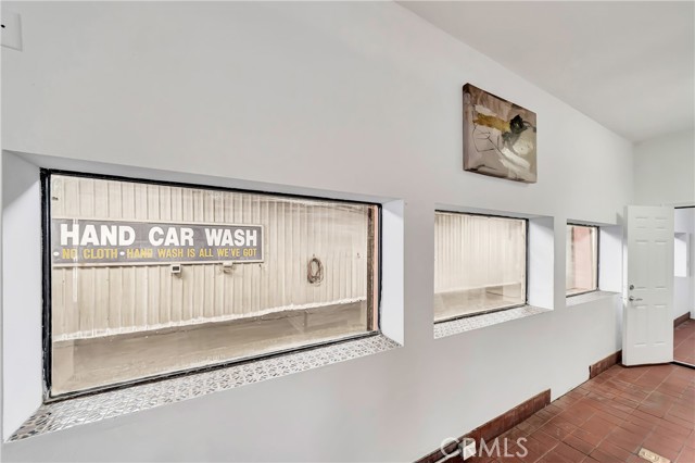 Image 17 of 25 For 1500 Pacific Coast