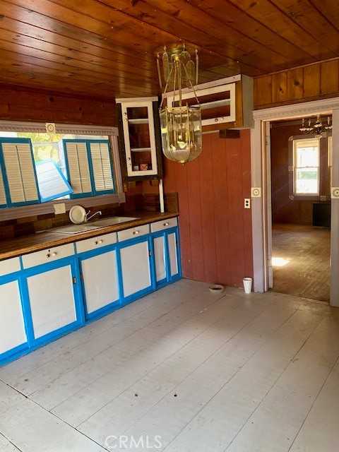 261 W 26th Street, Merced CA: https://media.crmls.org/medias/7ed829db-9c22-4829-b937-7baf9c801cdd.jpg