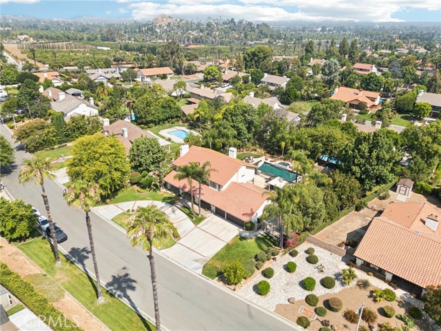 Detail Gallery Image 55 of 59 For 1623 Northhampton Dr, Riverside,  CA 92506 - 4 Beds | 3/1 Baths