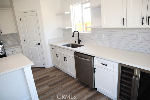 8600 Ironwood Avenue, California City CA: https://media.crmls.org/medias/7ed9066c-c28d-4d55-8930-879f516f494c.jpg