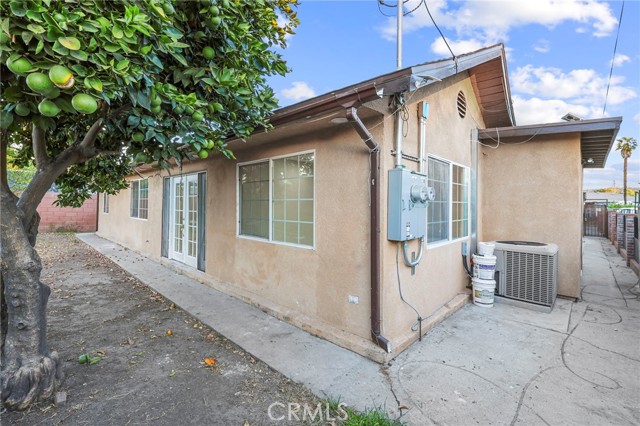 829 Foxworth photo 32