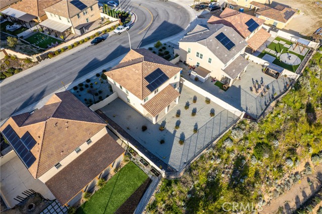 Detail Gallery Image 45 of 46 For 4011 Elderberry, Lake Elsinore,  CA 92530 - 4 Beds | 2/1 Baths