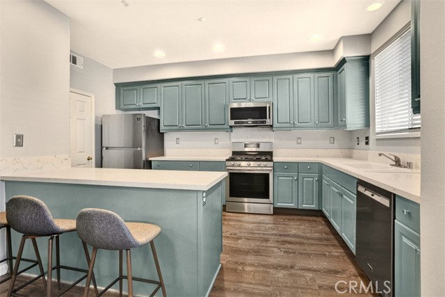 Detail Gallery Image 4 of 28 For 33760 Willow Haven Ln #105,  Murrieta,  CA 92563 - 3 Beds | 2/1 Baths