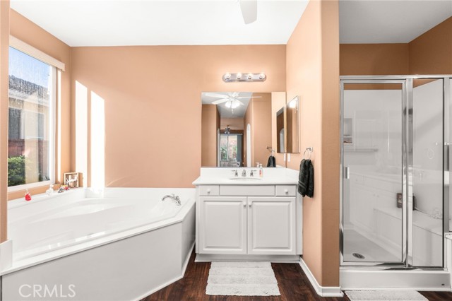 Detail Gallery Image 8 of 37 For 382 Casper Dr, Hemet,  CA 92545 - 2 Beds | 2 Baths