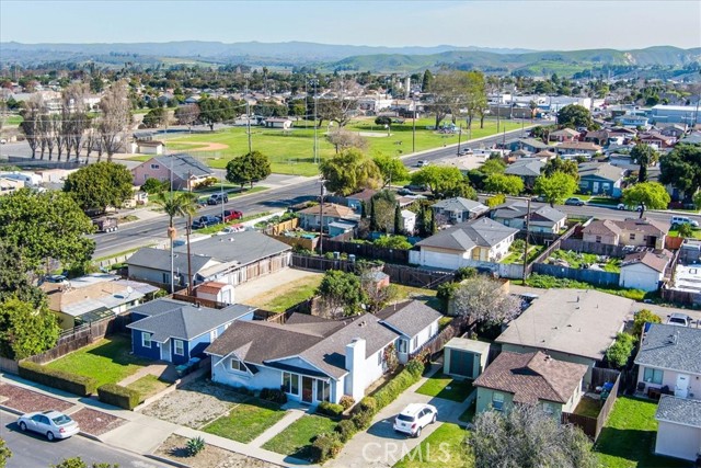 Detail Gallery Image 26 of 28 For 230 N D, Lompoc,  CA 93436 - 3 Beds | 2 Baths