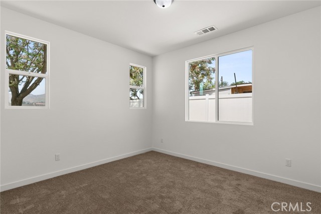 Detail Gallery Image 17 of 36 For 5850 Norwood Ave, Riverside,  CA 92505 - 4 Beds | 2 Baths