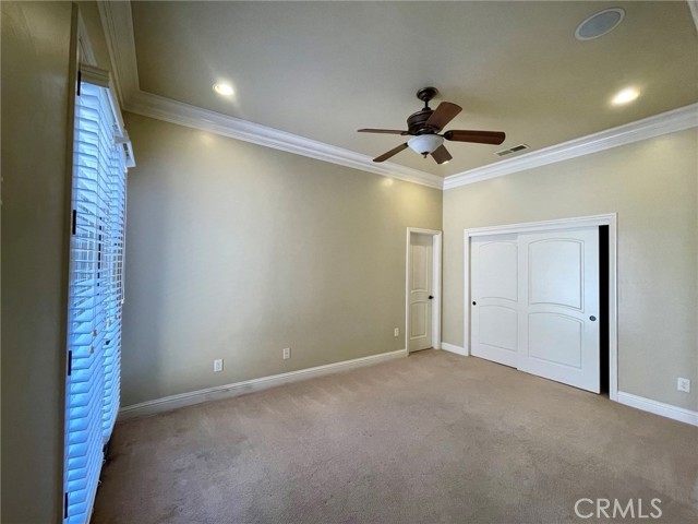 16052 W Middleton Avenue, Kerman CA: https://media.crmls.org/medias/7edc3c93-9ac8-49cb-998c-5ecf7f65b9be.jpg