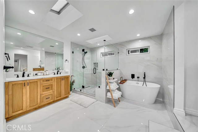 Detail Gallery Image 56 of 75 For 16127 Hartsook St, Encino,  CA 91436 - 4 Beds | 2/1 Baths