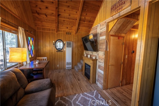 Detail Gallery Image 16 of 31 For 1090 W Alta Vista Ave, Big Bear City,  CA 92314 - 2 Beds | 1 Baths