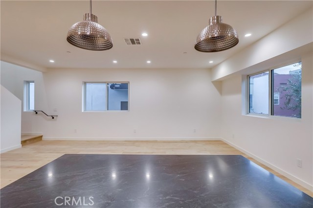 Image 13 of 19 For 3415 Bellevue Avenue