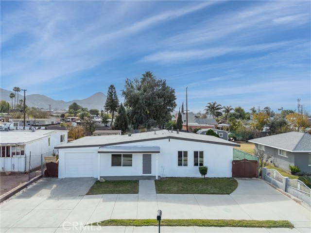 Detail Gallery Image 18 of 21 For 796 W Main St, Riverside,  CA 92507 - 4 Beds | 2 Baths