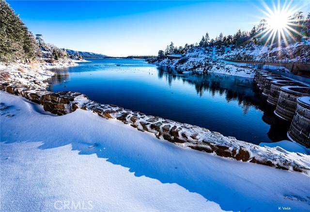 Detail Gallery Image 39 of 41 For 474 Lakewood Ln, Big Bear Lake,  CA 92315 - 3 Beds | 2 Baths