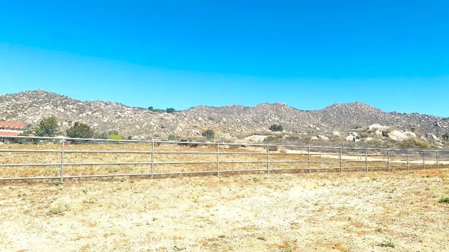 Detail Gallery Image 53 of 55 For 23711 California Ave, Hemet,  CA 92545 - 5 Beds | 3 Baths