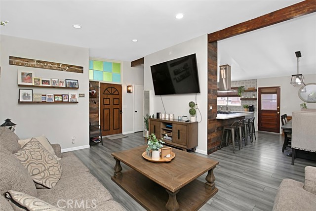 Detail Gallery Image 1 of 34 For 9726 Myron St, Pico Rivera,  CA 90660 - 4 Beds | 2 Baths