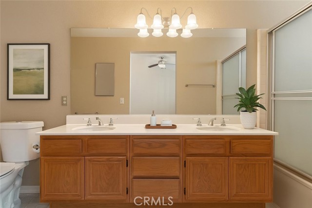 Detail Gallery Image 14 of 34 For 1715 Lake Way, Lancaster,  CA 93534 - 5 Beds | 3 Baths