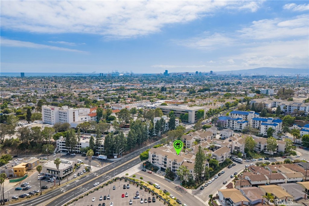 https://media.crmls.org/medias/7ee064cb-33ec-4118-9a28-05e1fa87a903.jpg?preset=X-Large