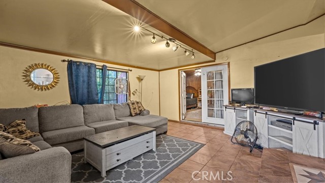 Detail Gallery Image 2 of 22 For 8110 Millergrove Dr, Whittier,  CA 90606 - 3 Beds | 1 Baths