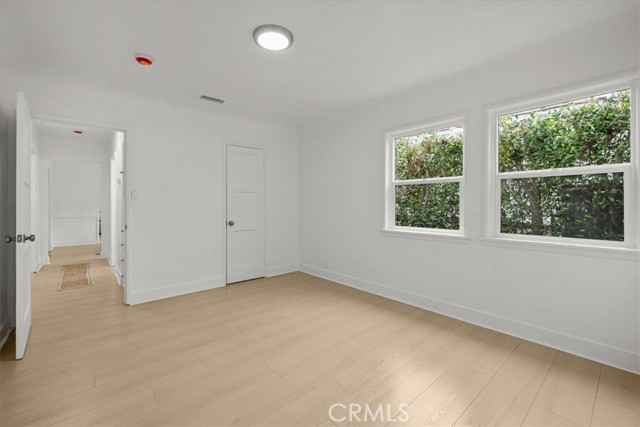 Detail Gallery Image 15 of 19 For 2119 W 83rd St, Los Angeles,  CA 90047 - 3 Beds | 2 Baths
