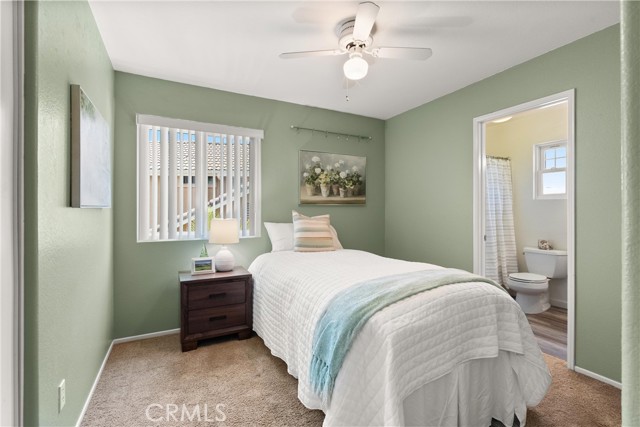 8 Chatri Circle, Lake Forest CA: https://media.crmls.org/medias/7ee2ed51-f1c0-4631-b0e6-87a81b46ab0f.jpg