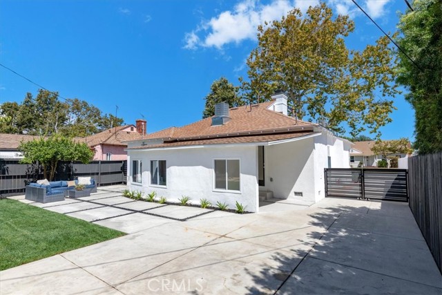 Detail Gallery Image 26 of 36 For 3829 Wellington Rd, Los Angeles,  CA 90008 - 3 Beds | 2 Baths