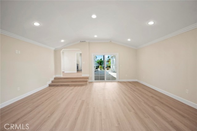 13358 Blythe Street, North Hollywood CA: https://media.crmls.org/medias/7ee44cf3-8de8-4fc0-8cab-3d27aae8b466.jpg