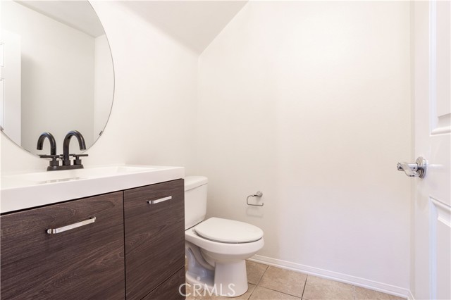 Detail Gallery Image 10 of 38 For 20424 Paseo Azul, Porter Ranch,  CA 91326 - 2 Beds | 2/1 Baths