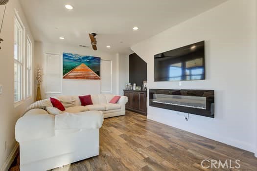 Detail Gallery Image 8 of 37 For 7366 Rocky Point, Jurupa Valley,  CA 92509 - 4 Beds | 3/1 Baths