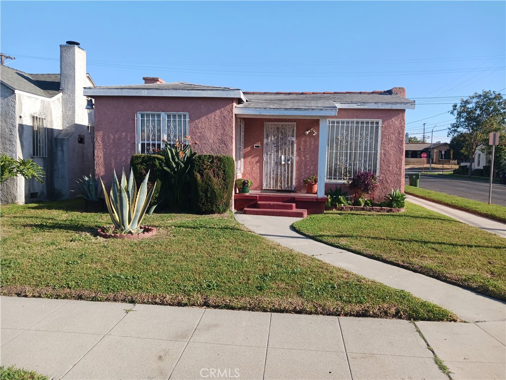 1960 W 67th Street