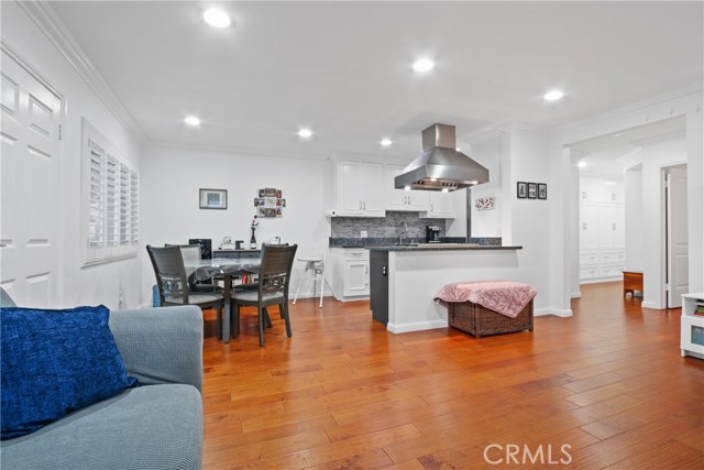 Detail Gallery Image 8 of 50 For 719 Oro Ter, San Pedro,  CA 90731 - – Beds | – Baths