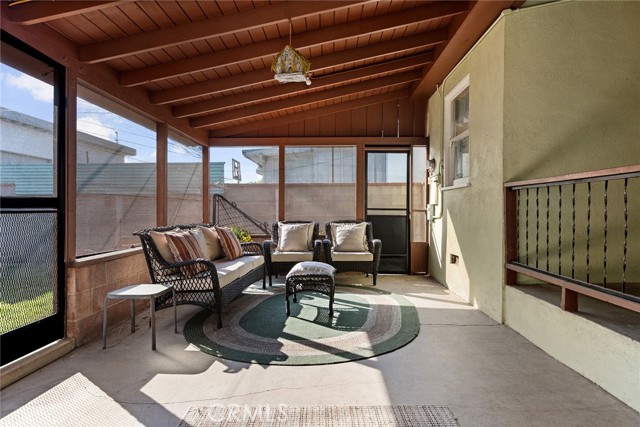 Detail Gallery Image 15 of 20 For 11031 Arbuckle Ave, –,  CA 91345 - 2 Beds | 1 Baths