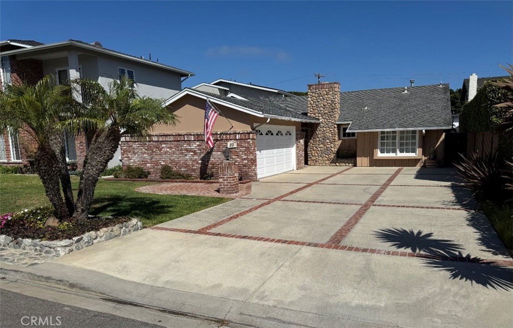 416 Aliso Avenue