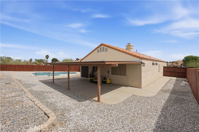 Detail Gallery Image 21 of 34 For 13628 Monterey Ct, Victorville,  CA 92392 - 3 Beds | 2 Baths