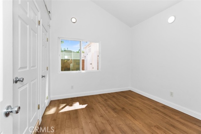 Detail Gallery Image 34 of 56 For 6608 Saint Clair Ave, North Hollywood,  CA 91606 - 4 Beds | 3 Baths