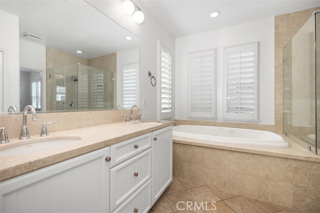 Detail Gallery Image 29 of 37 For 2301 Half Moon, Costa Mesa,  CA 92627 - 4 Beds | 3/1 Baths
