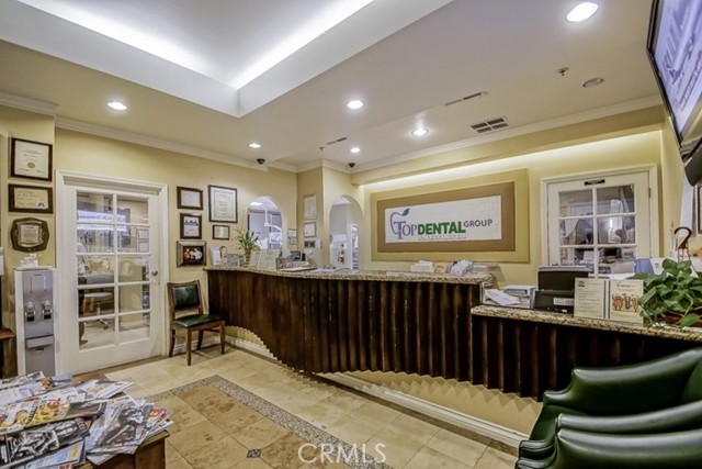 991 S Vermont Avenue, Los Angeles, California 90006, ,Commercial Lease,For Rent,991 S Vermont Avenue,CRPW24094691