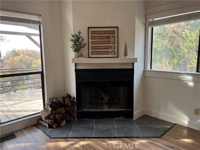 4047 Foothill Drive, Lucerne CA: https://media.crmls.org/medias/7ee788fb-b3f9-48ef-ab98-22fbe9362c80.jpg