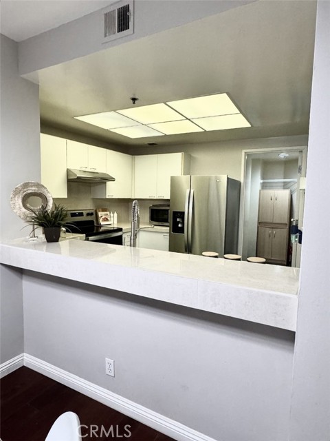 Detail Gallery Image 11 of 56 For 525 E Seaside Way #305,  Long Beach,  CA 90802 - 2 Beds | 1/1 Baths