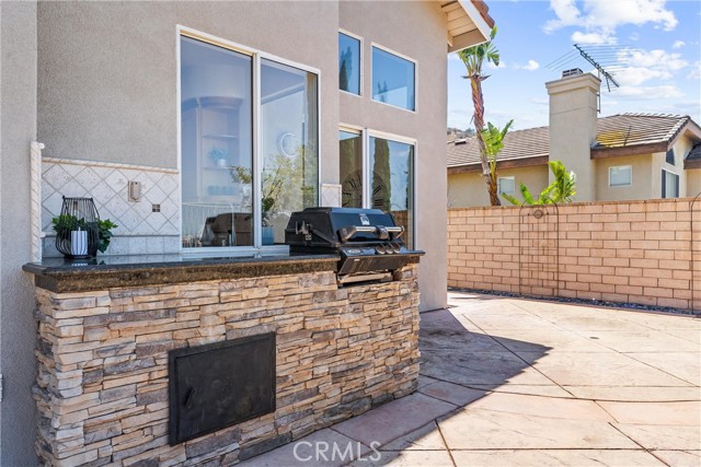 1443 Canyon Crest Drive, Corona CA: https://media.crmls.org/medias/7ee8aad8-d1e4-4f75-b76f-c2652ece0b05.jpg
