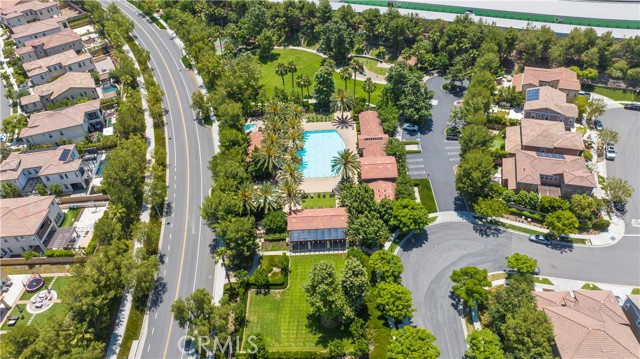 46 Dogwood, Lake Forest CA: https://media.crmls.org/medias/7ee96eea-ee69-4f5b-b15e-a7e95f150b4d.jpg