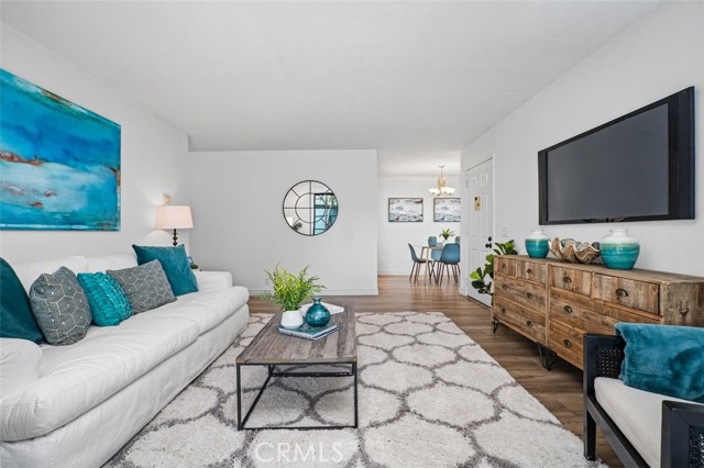 20553 Vermont S Avenue, Torrance CA: https://media.crmls.org/medias/7ee9873d-e22b-4348-8165-c3a83030e8b1.jpg