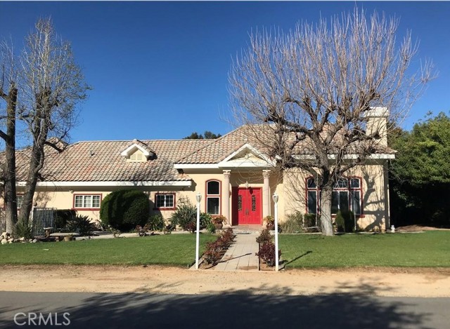 Detail Gallery Image 2 of 13 For 31063 E Sunset Dr, Redlands,  CA 92373 - 4 Beds | 3 Baths