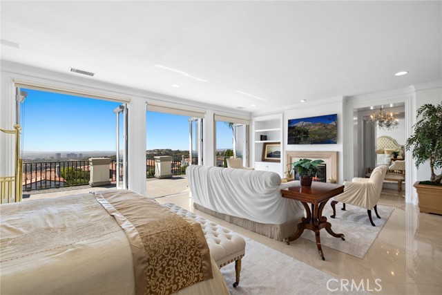 7 Vista Luci, Newport Coast CA: https://media.crmls.org/medias/7eeae2b1-03dd-4cf1-874c-f9a9cb577764.jpg