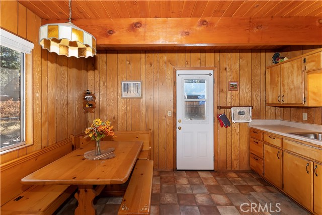 Detail Gallery Image 18 of 31 For 1036 Robinhood Bld, Big Bear City,  CA 92314 - 2 Beds | 1 Baths