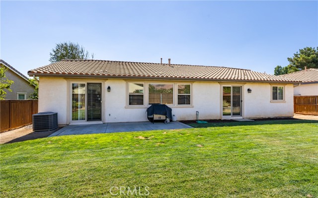 1244 Sea Lavender Lane, Beaumont CA: https://media.crmls.org/medias/7eeccd91-d668-45af-9146-a4f3b3b465b5.jpg