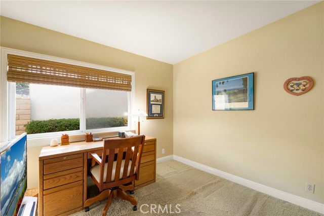 Image 22 of 34 For 26461 Via Lara