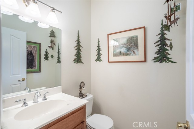 Detail Gallery Image 24 of 36 For 5059 Indian Island, Weed,  CA 96094 - 4 Beds | 2/1 Baths