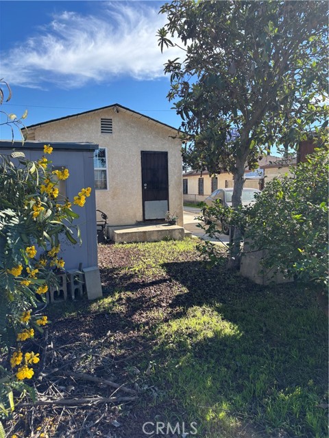 Detail Gallery Image 32 of 44 For 1343 S La Verne Ave, East Los Angeles,  CA 90022 - 2 Beds | 1 Baths